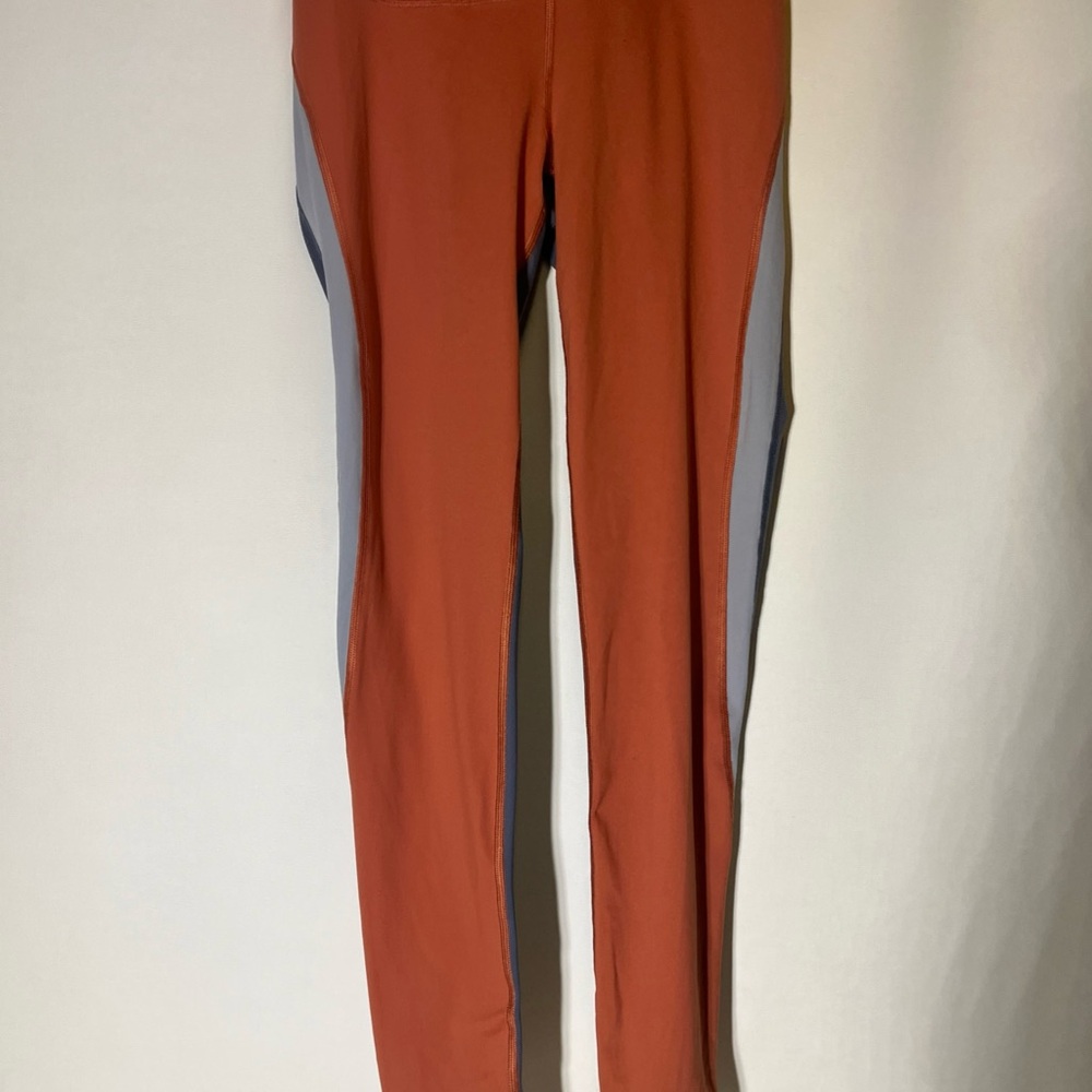 Victoria's Secret Clay  and Gray Leggings